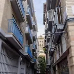 Modern Comfort In The Heart Of 아파트 *