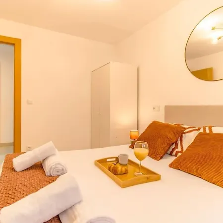 Apartment Modern Comfort In The Heart Of Zaragoza