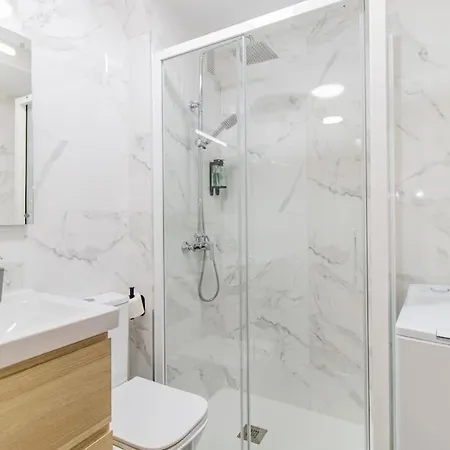 Modern Comfort In The Heart Of *