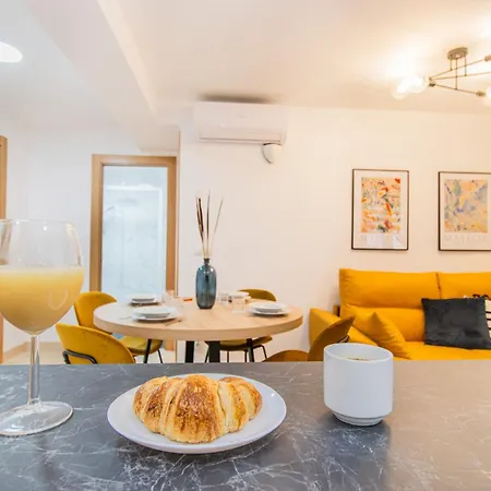 Modern Comfort In The Heart Of 아파트 사라고사