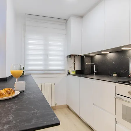 شقة Modern Comfort In The Heart Of *